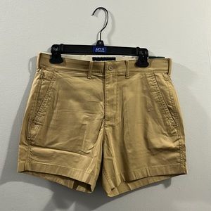 *NEW* Abercrombie & Fitch 5” Short